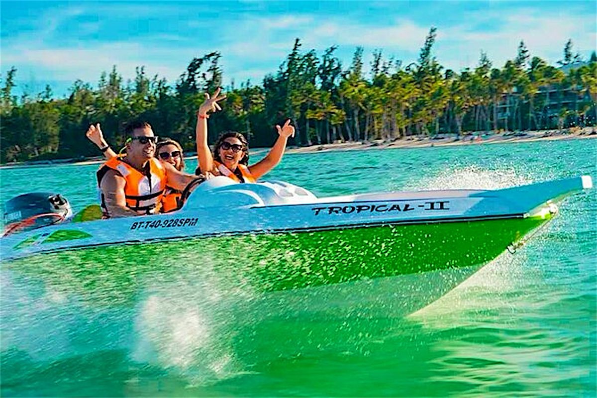 Group enjoying the speedboat